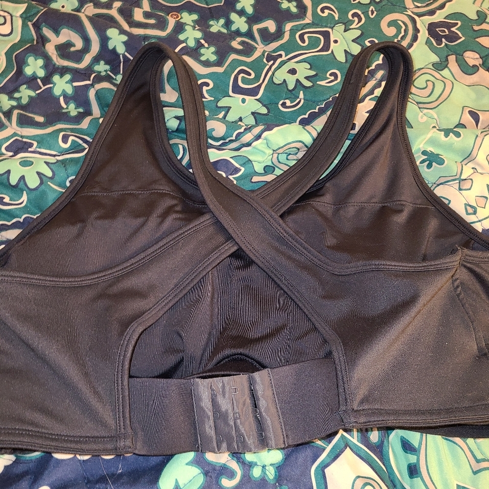 MTA sports bra 1x